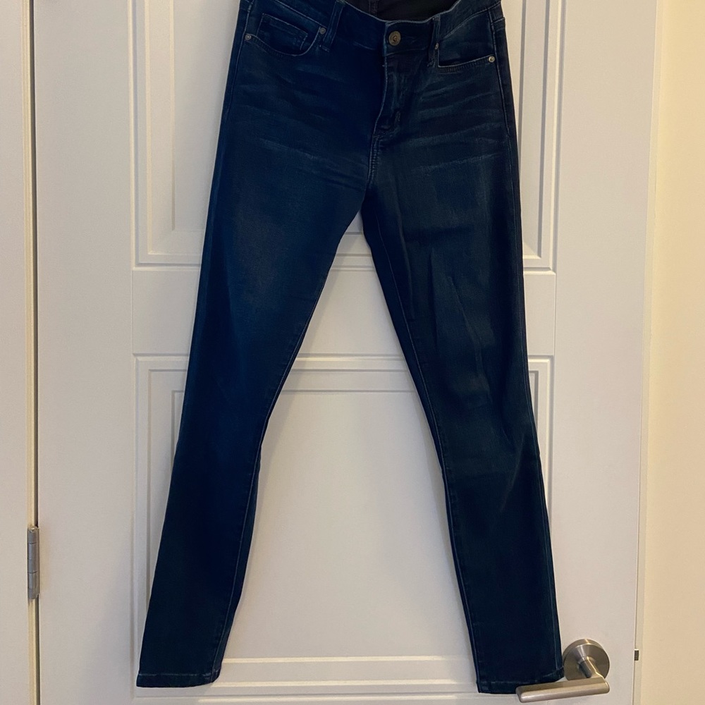 Joe’s Jeans skinny jeans - size 26. Great condition and incredibly comfortable!